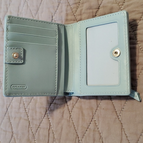 Coach Wallet - Picture 3 of 4